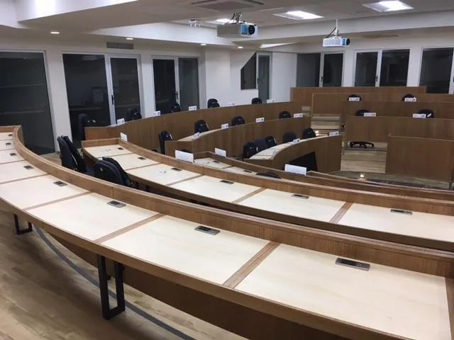 Edificio Stephan Schmidheiny INCAE Business School Costa Rica remodelación
