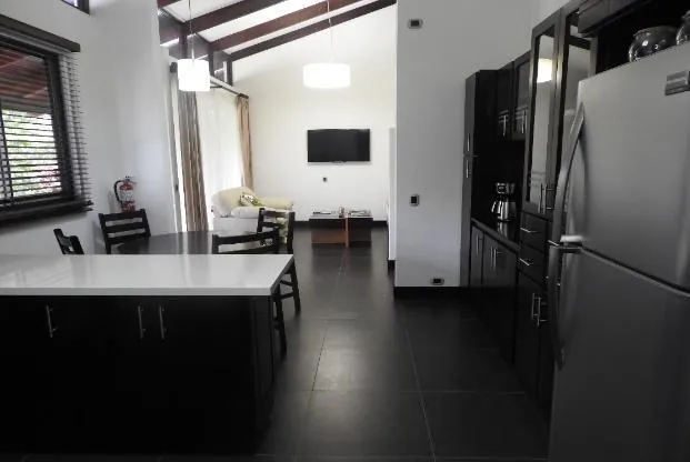 Casa 101 INCAE Business School Alajuela Costa Rica remodelación 2018